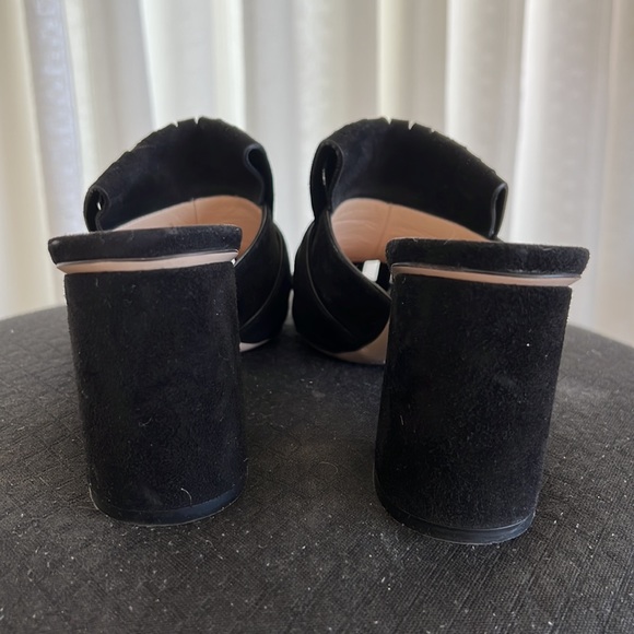 Suede Gucci slides - Picture 4 of 7